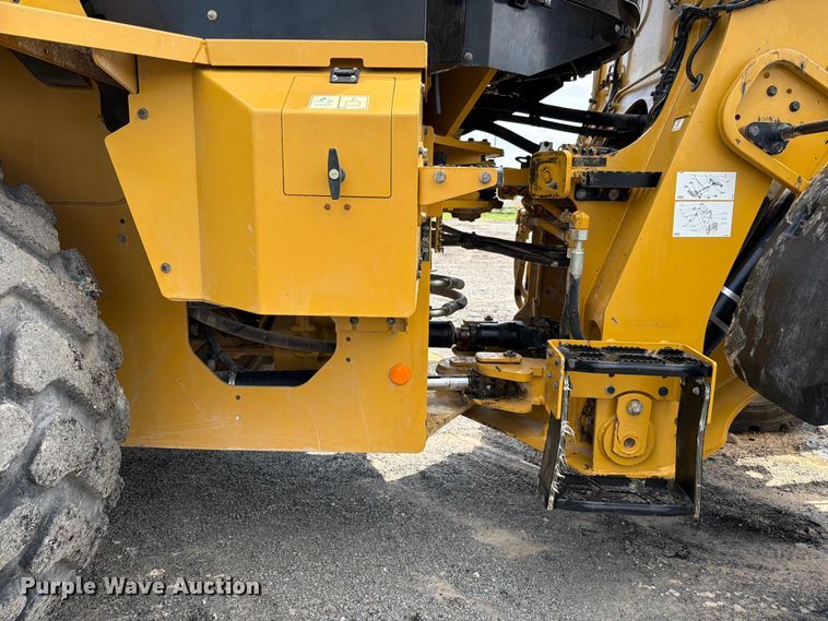 image for item ED5206 2022 Caterpillar 938M wheel loader