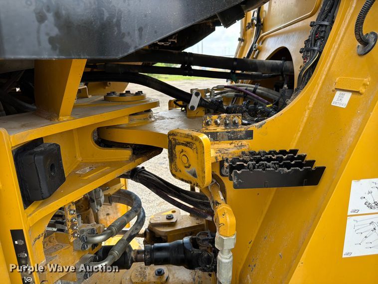 image for item ED5206 2022 Caterpillar 938M wheel loader