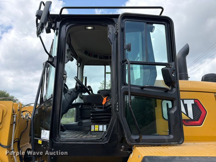 image for item ED5206 2022 Caterpillar 938M wheel loader