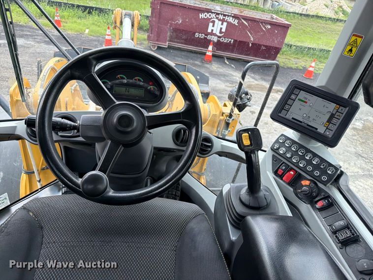 image for item ED5206 2022 Caterpillar 938M wheel loader