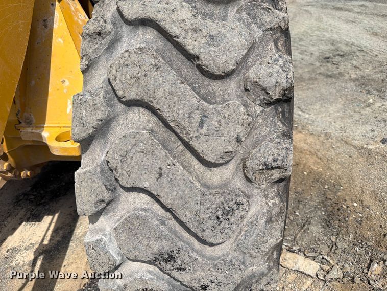image for item ED5206 2022 Caterpillar 938M wheel loader