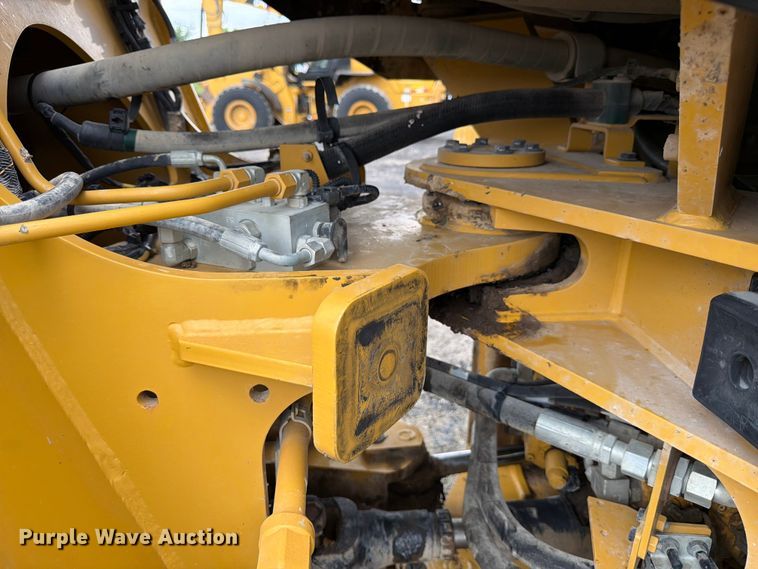 image for item ED5207 2022 Caterpillar 938M wheel loader