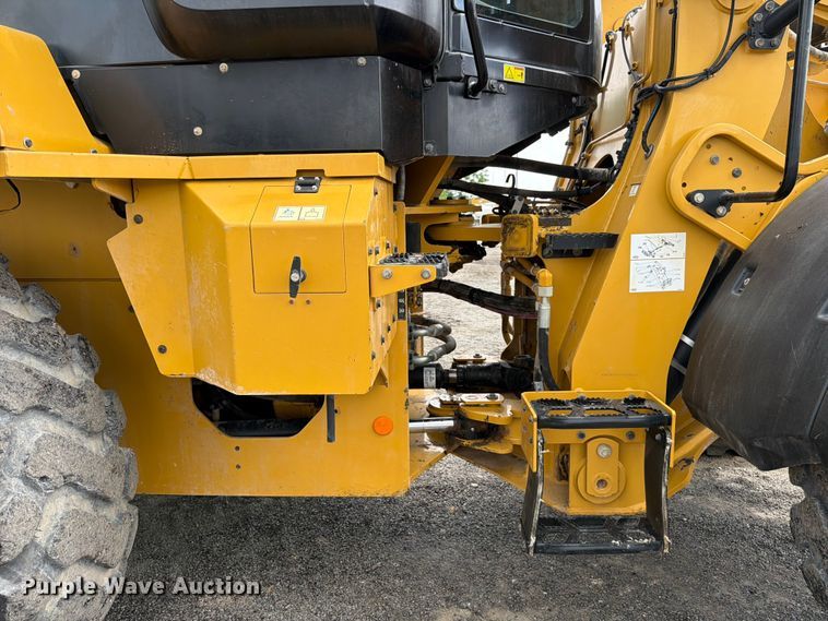 image for item ED5207 2022 Caterpillar 938M wheel loader