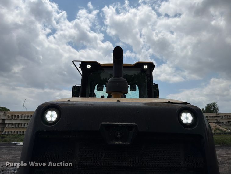 image for item ED5207 2022 Caterpillar 938M wheel loader