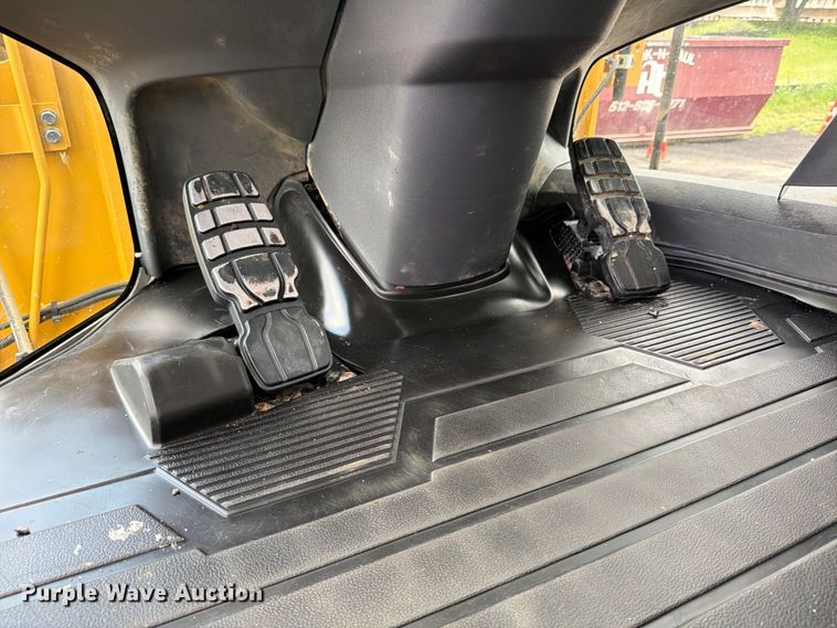 image for item ED5207 2022 Caterpillar 938M wheel loader