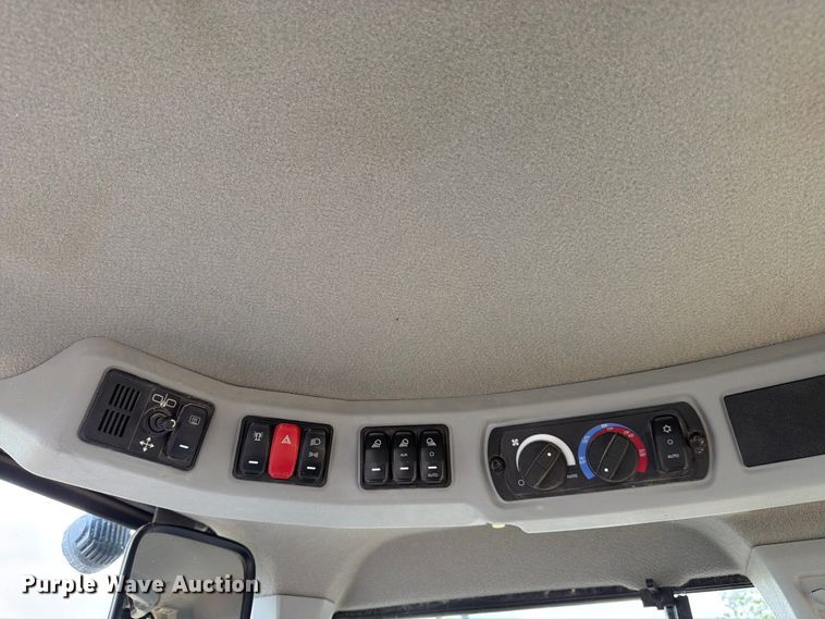 image for item ED5207 2022 Caterpillar 938M wheel loader