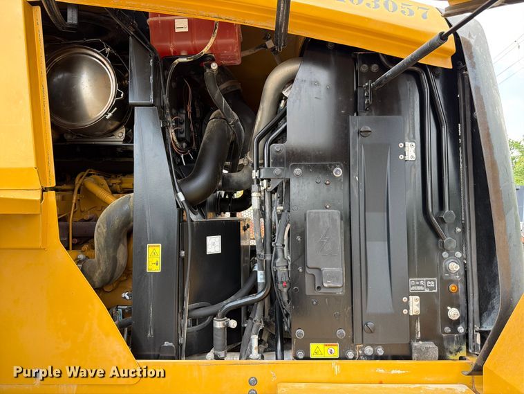 image for item ED5207 2022 Caterpillar 938M wheel loader