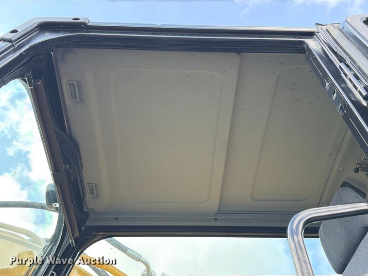 image for item ED5209 2021 Caterpillar 335F L CR excavator