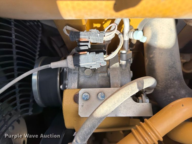 image for item ED5209 2021 Caterpillar 335F L CR excavator