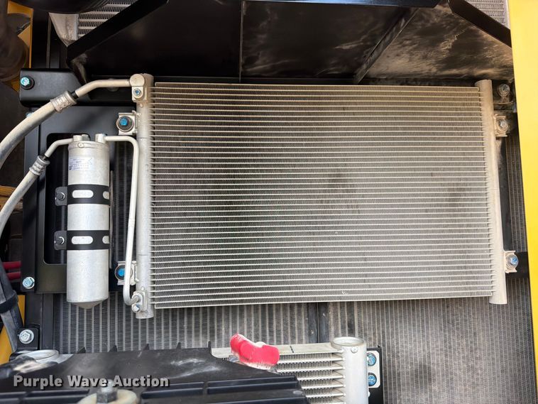 image for item ED5209 2021 Caterpillar 335F L CR excavator