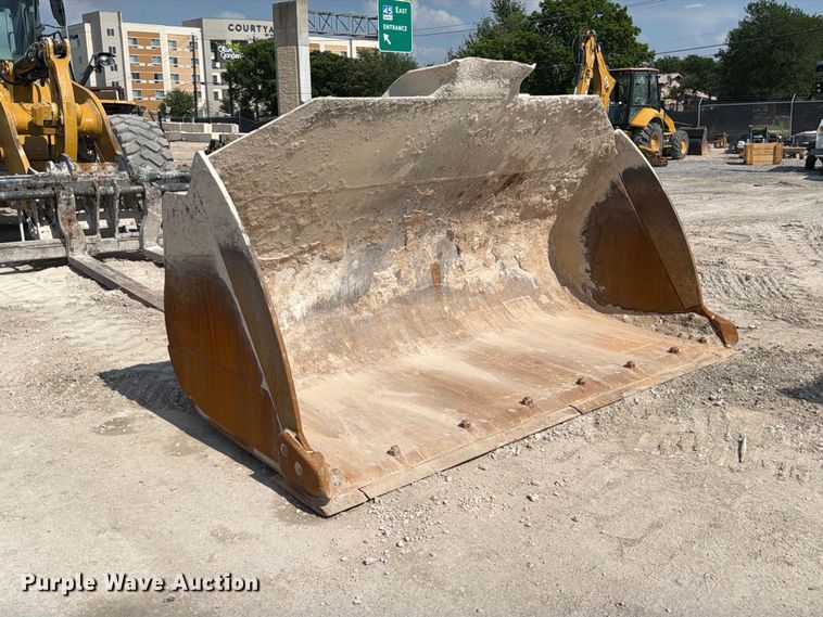 image for item ED5210 2022 Caterpillar 972M wheel loader