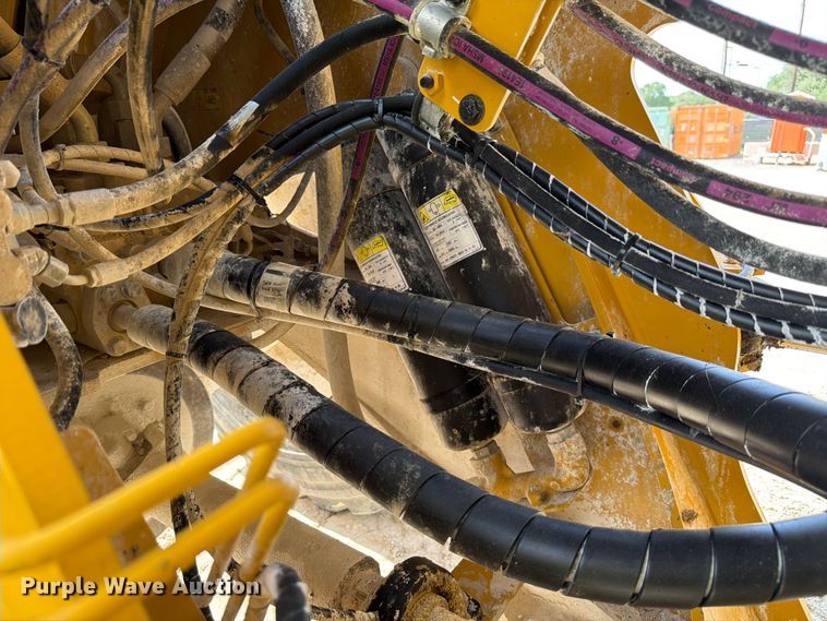 image for item ED5210 2022 Caterpillar 972M wheel loader