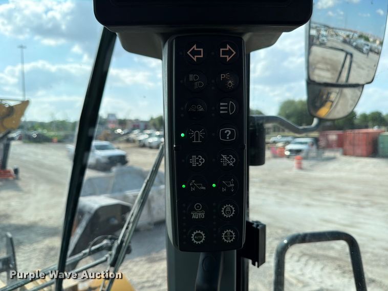 image for item ED5210 2022 Caterpillar 972M wheel loader