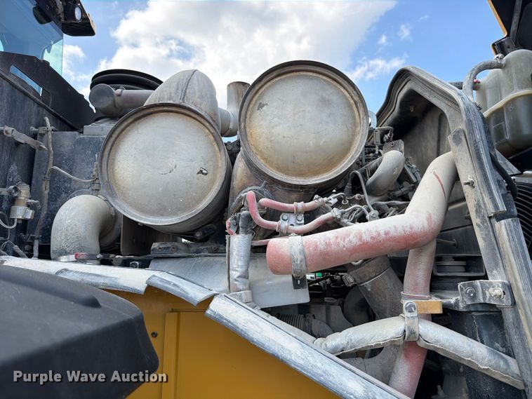 image for item ED5210 2022 Caterpillar 972M wheel loader