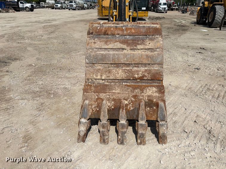 image for item ED5211 2022 Caterpillar 325 excavator