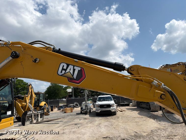 image for item ED5211 2022 Caterpillar 325 excavator