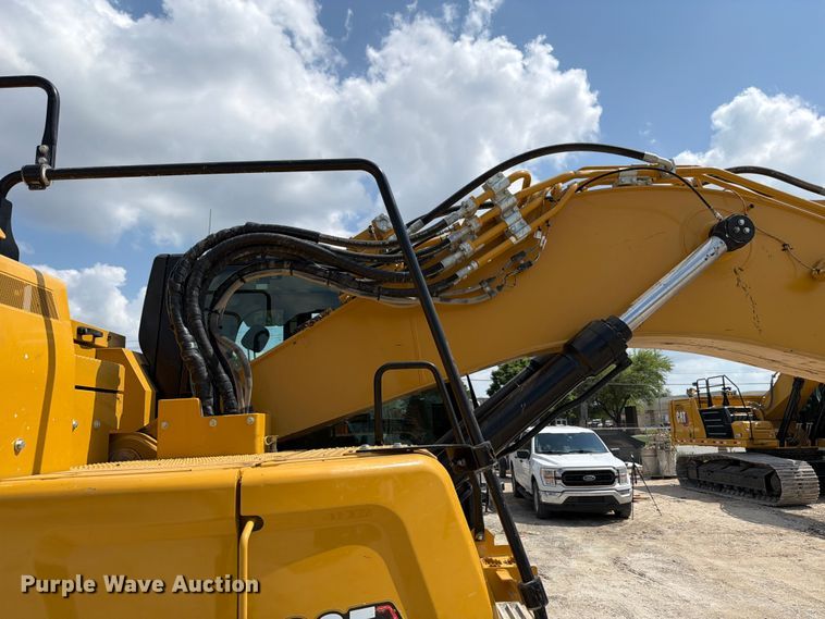 image for item ED5211 2022 Caterpillar 325 excavator