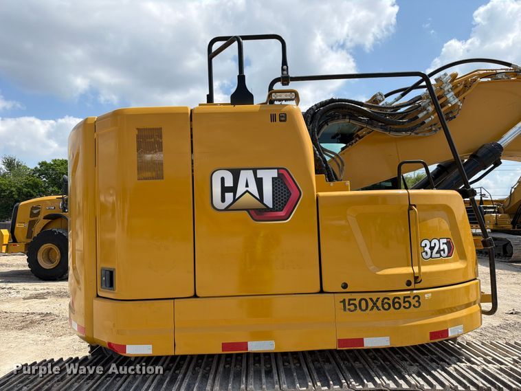 image for item ED5211 2022 Caterpillar 325 excavator