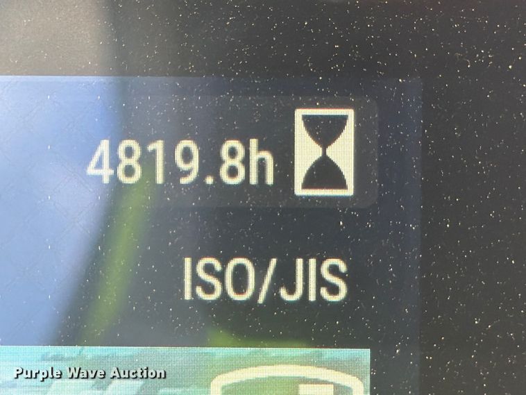 image for item ED5211 2022 Caterpillar 325 excavator