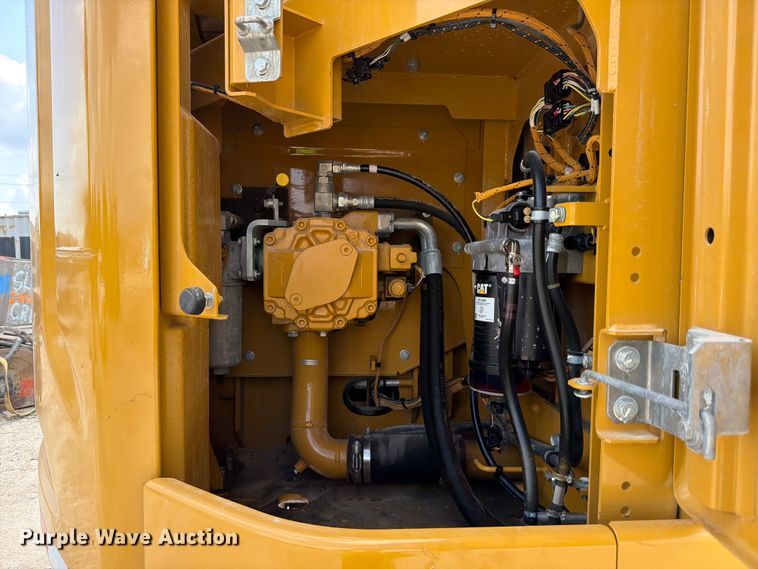 image for item ED5211 2022 Caterpillar 325 excavator
