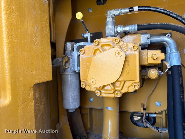 image for item ED5211 2022 Caterpillar 325 excavator