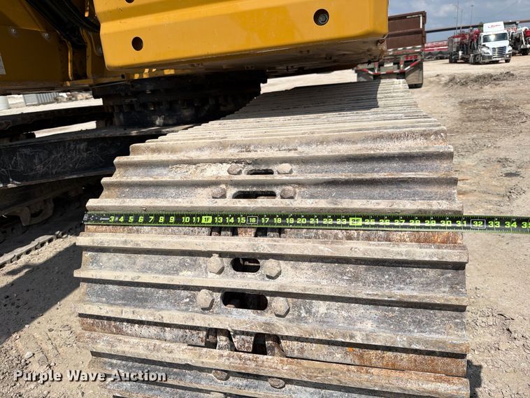 image for item ED5211 2022 Caterpillar 325 excavator