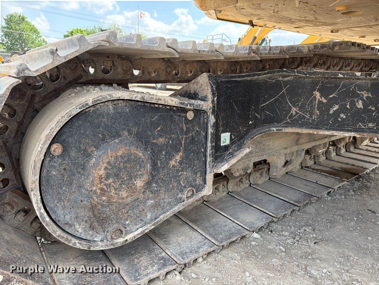image for item ED5211 2022 Caterpillar 325 excavator