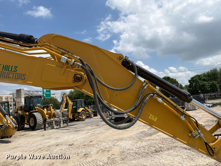 image for item ED5212 2022 Caterpillar 336 excavator