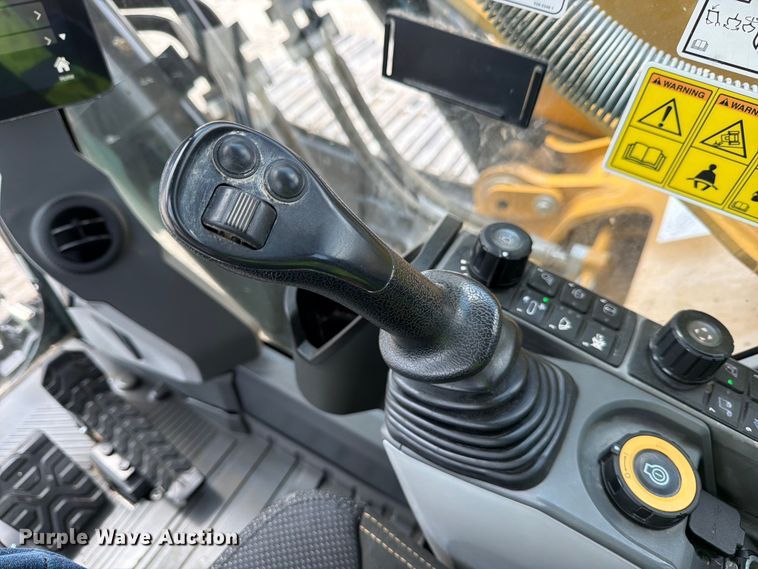 image for item ED5212 2022 Caterpillar 336 excavator