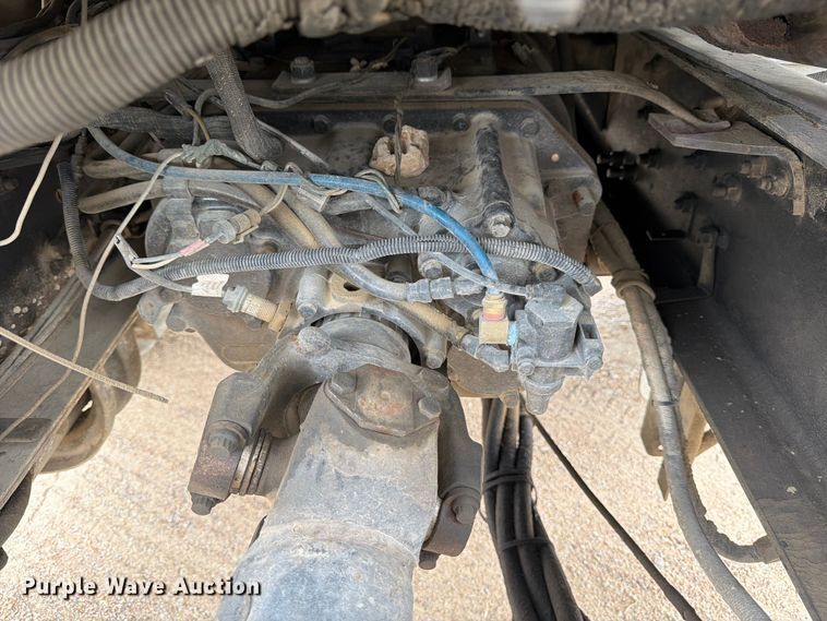 image for item ED5213 2000 International 5000 ready mix truck
