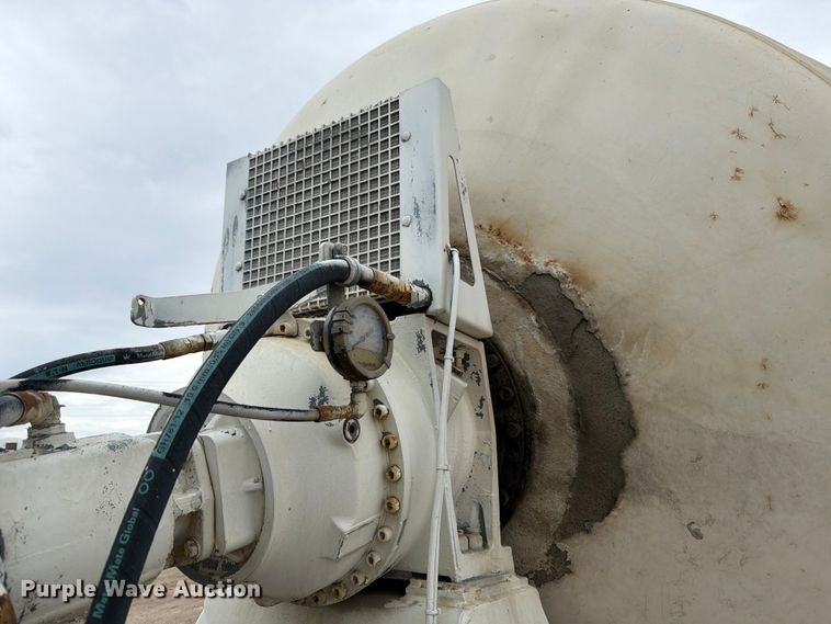 image for item ED5213 2000 International 5000 ready mix truck
