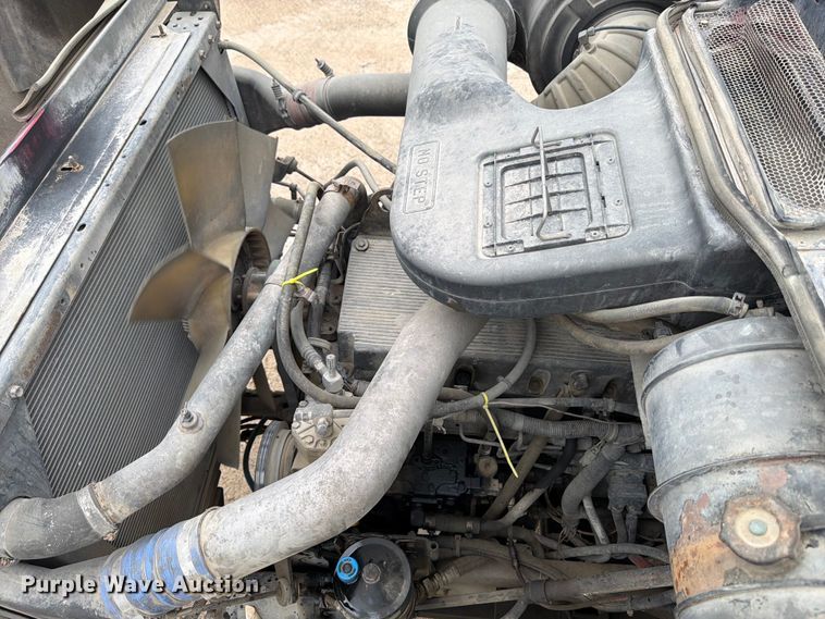 image for item ED5213 2000 International 5000 ready mix truck