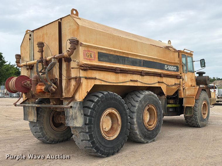 image for item ED5214 1996 Terex 2766C water wagon