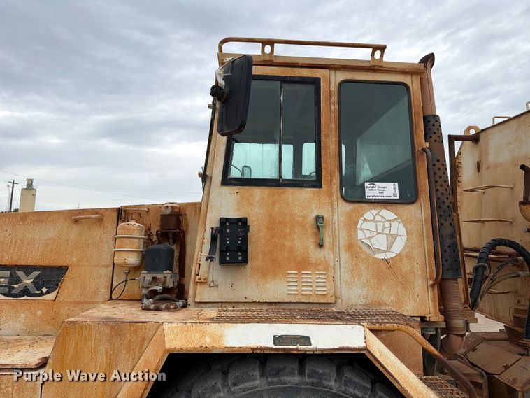 image for item ED5214 1996 Terex 2766C water wagon