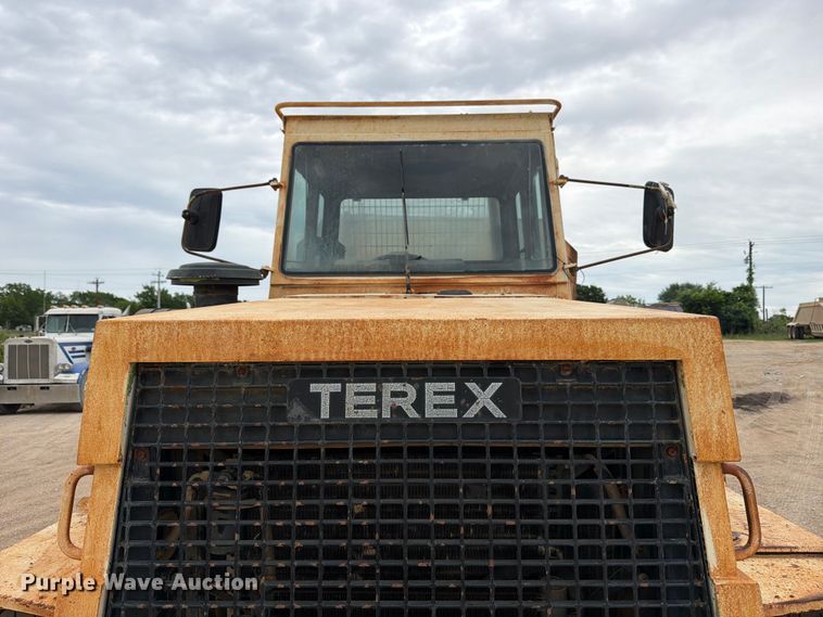 image for item ED5214 1996 Terex 2766C water wagon