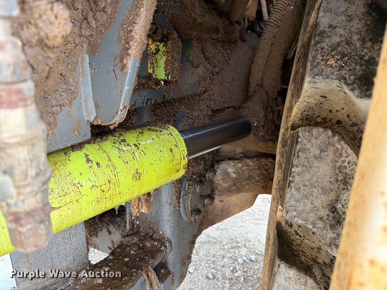 image for item ED5214 1996 Terex 2766C water wagon