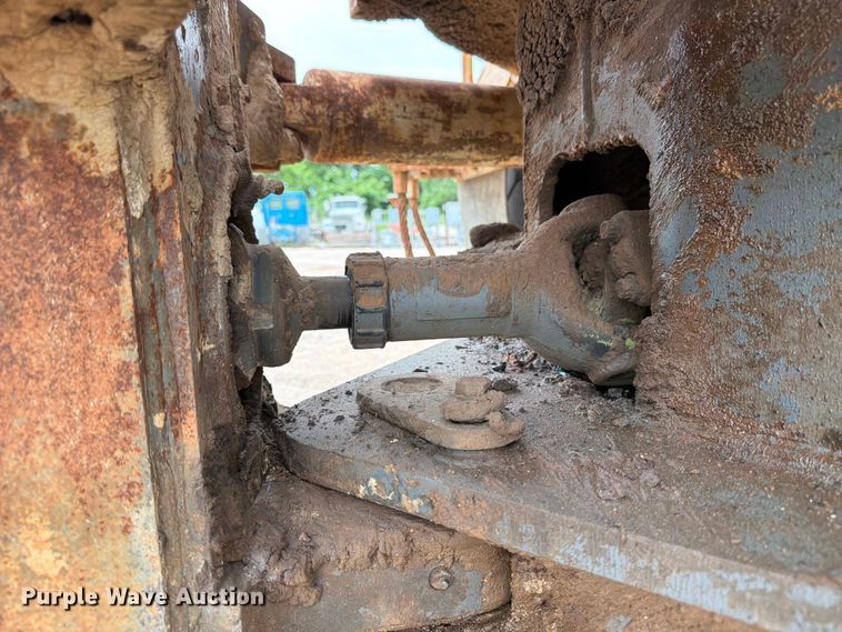 image for item ED5214 1996 Terex 2766C water wagon