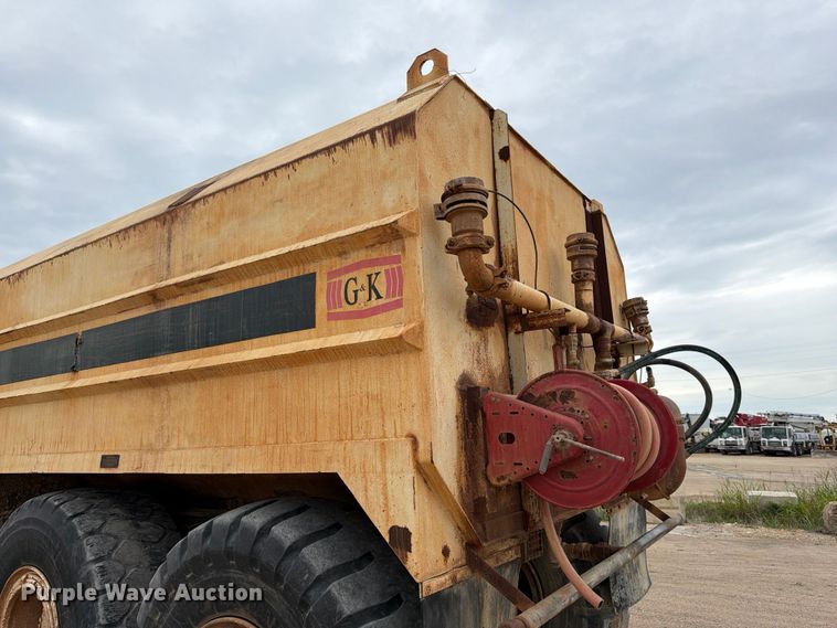 image for item ED5214 1996 Terex 2766C water wagon