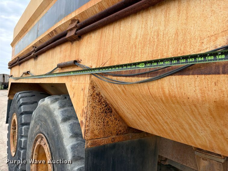 image for item ED5214 1996 Terex 2766C water wagon