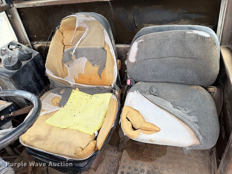 image for item ED5214 1996 Terex 2766C water wagon