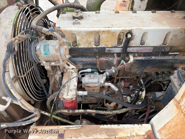 image for item ED5214 1996 Terex 2766C water wagon