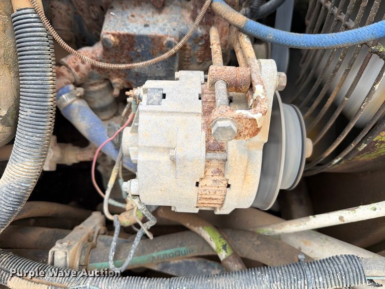 image for item ED5214 1996 Terex 2766C water wagon