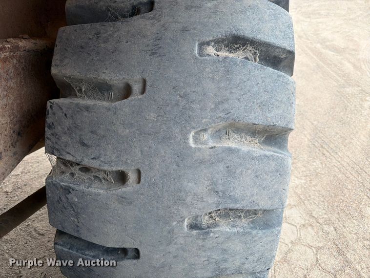 image for item ED5214 1996 Terex 2766C water wagon