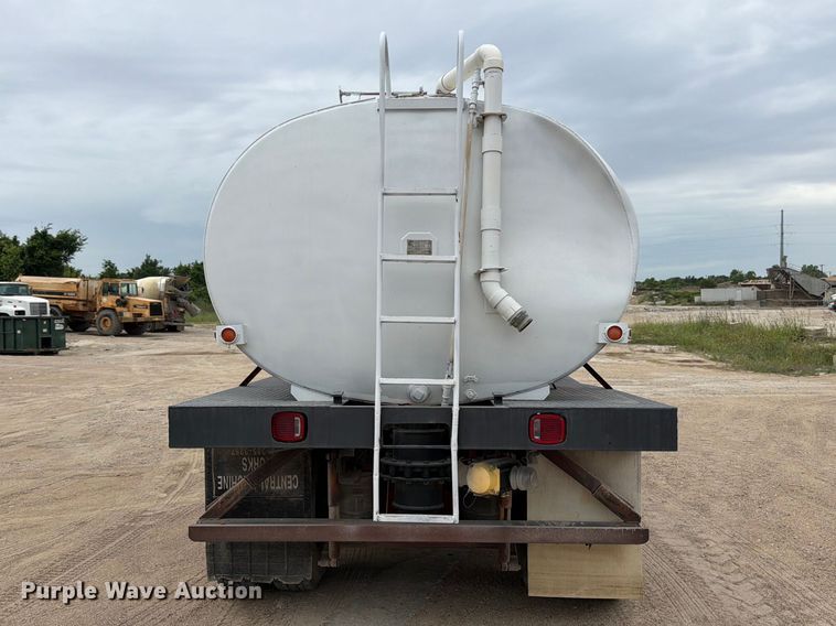 image for item ED5215 1993 International 9200 water truck