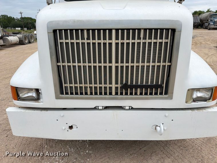 image for item ED5215 1993 International 9200 water truck