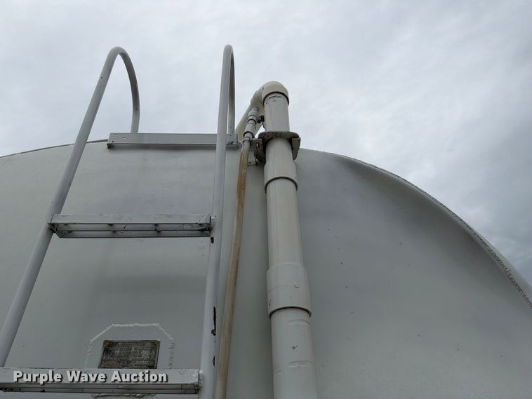 image for item ED5215 1993 International 9200 water truck