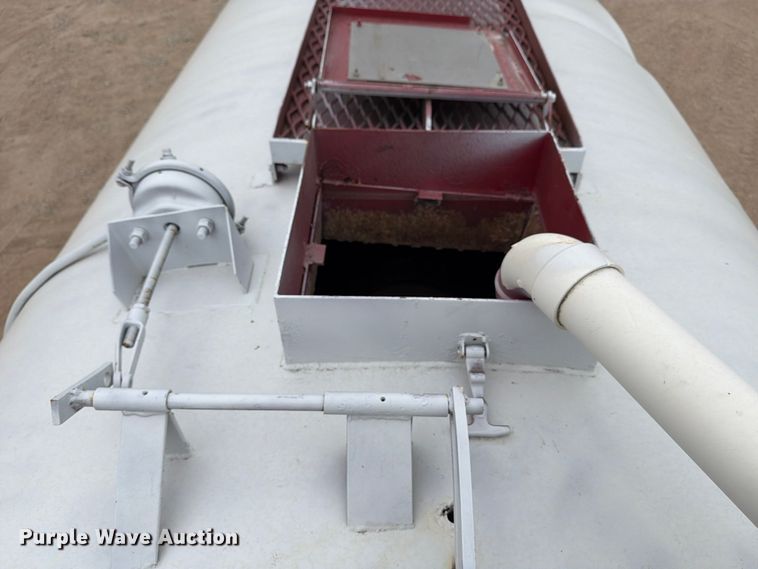 image for item ED5215 1993 International 9200 water truck