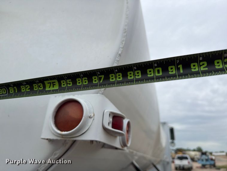 image for item ED5215 1993 International 9200 water truck