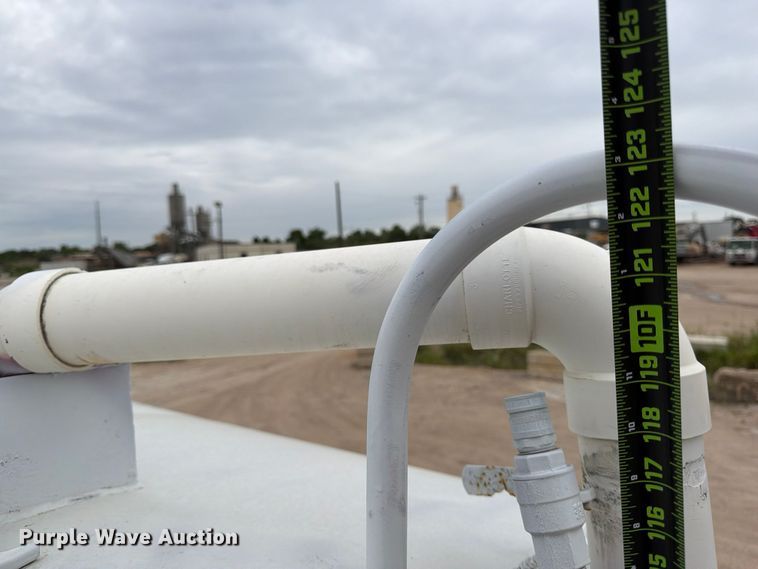 image for item ED5215 1993 International 9200 water truck