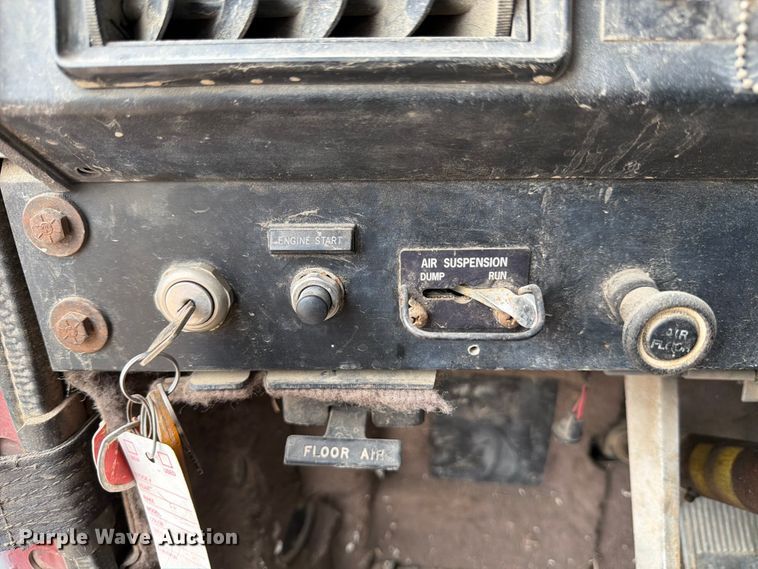 image for item ED5215 1993 International 9200 water truck